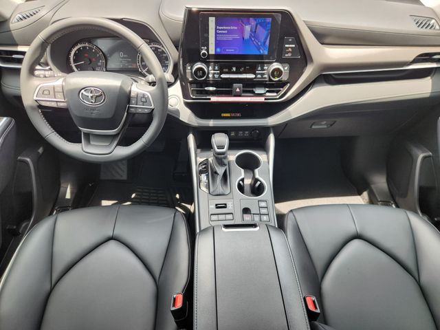 2026 Toyota Highlander XLE  at Don McGill Toyota