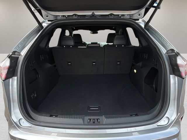Used 2023 Silver Ford ST Line image 32