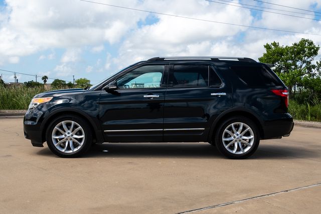 2015 Ford Explorer XLT Gray at Durrett Motor Company