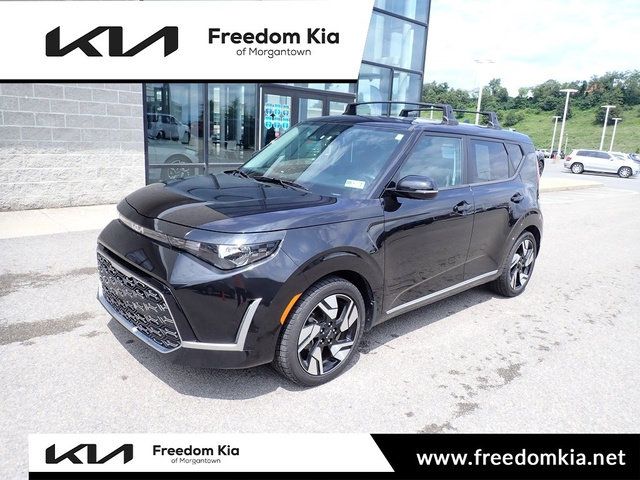 Fusion Black 2025 Kia Soul SUV / Crossover Front-Wheel Drive Continuously Variable Transmission