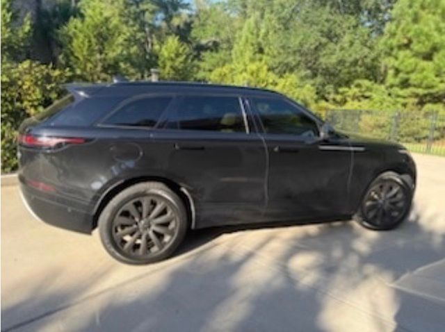 Used 2021 Black Land Rover S image 7