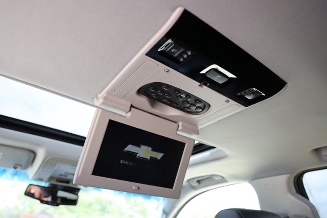 2019 Chevrolet Suburban LT Silver at Bayway Cadillac of The Woodlands