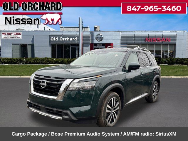 Black (Obsidian Green Pearl) 2024 Nissan Pathfinder Platinum FWD SUV / Crossover Front-Wheel Drive 9-Speed Automatic