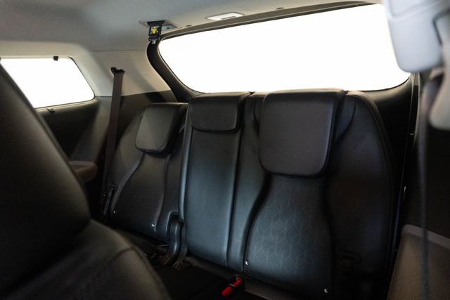 Used 2026 Kia Carnival Hybrid Van