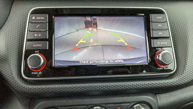 2025 Nissan Kicks Play