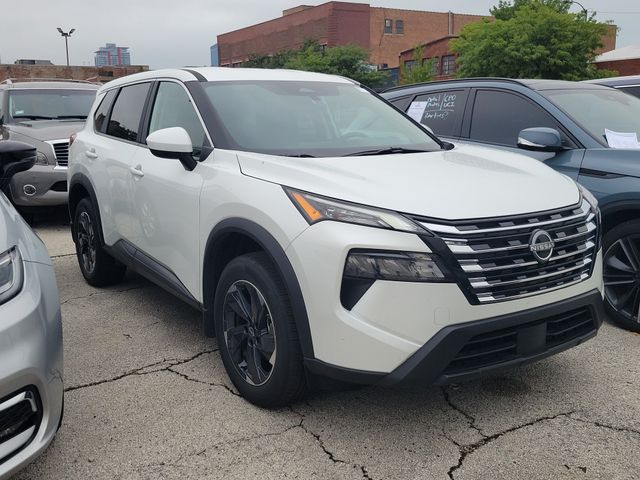 Everest White Pearl Tricoat 2026 Nissan Rogue SUV / Crossover Front-Wheel Drive Continuously Variable Transmission