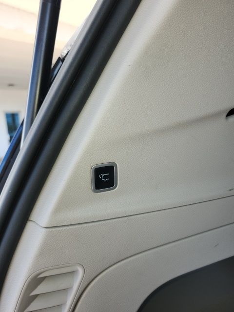 Used 2023 Black Chrysler Limited image 37