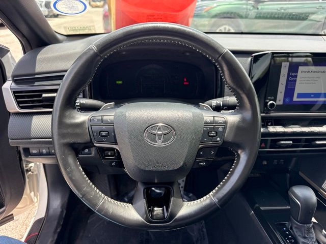 2025 Toyota Camry SE - Photo 24