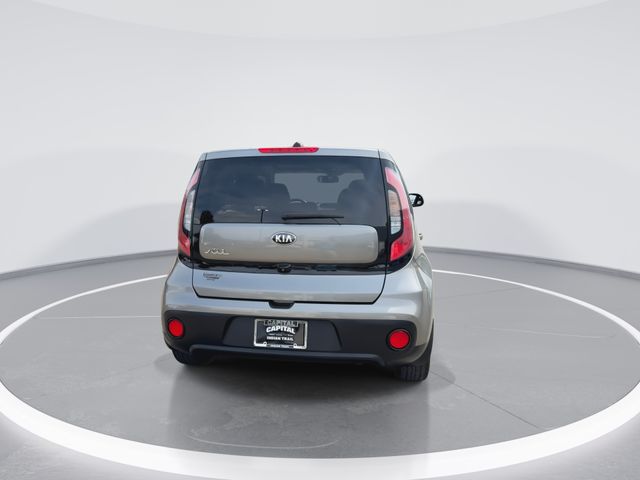 Used 2017 Gray Kia Base image 8