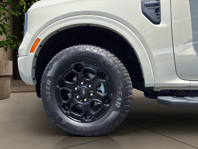 2025 FORD RANGER XLT • FX4 • 4X4 • 2.3L ECOBOOST CLEAN CARFAX • 1 OWNER XLT TECHNOLOGY PACKAGE • 360° CAMERA • ADAPTIVE CRUISE • BLACK APPEARANCE PACKAGE Thumbnail