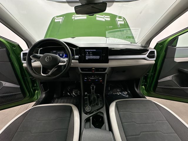 2026 Volkswagen Taos 1.5T SE Green at Sutliff Volkswagen