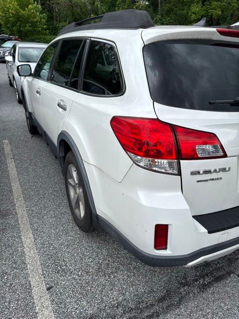 2013 Subaru Outback 3.6R White at Rafferty Subaru