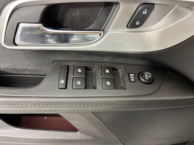 Used 2017 Chevrolet Equinox SUV