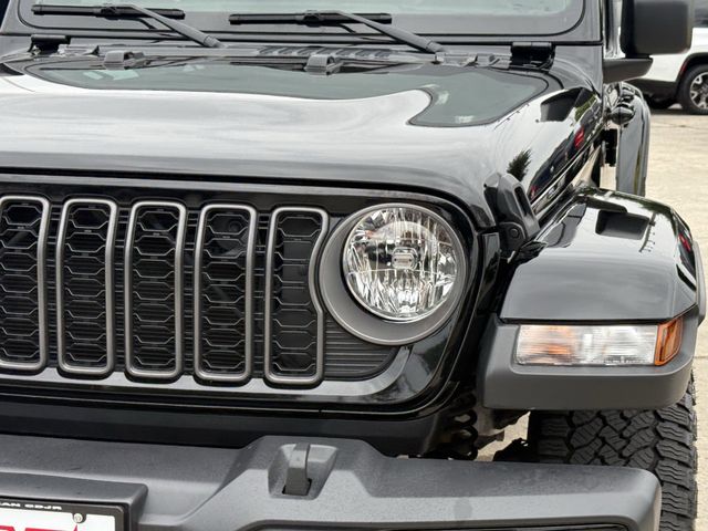 2025 Jeep Gladiator Nighthawk - 9