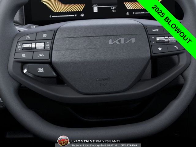 2025 Kia K4 LXS - Photo 22