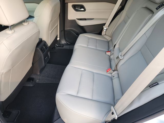 2026 Nissan Rogue SV photo 19
