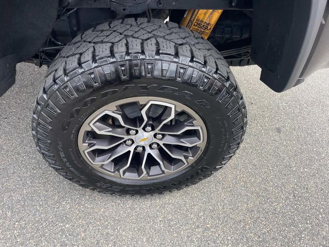 2022 Chevrolet Colorado ZR2 17