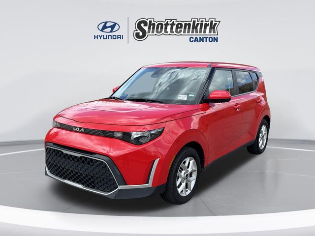 2023 Kia Soul LX FWD