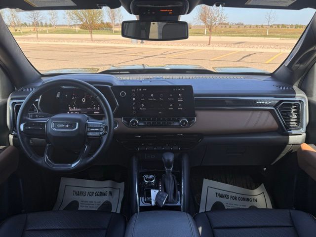 2023 GMC Canyon 4WD Crew Cab Short Box AT4