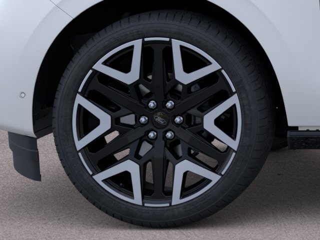 New 2026 White Ford Platinum image 19