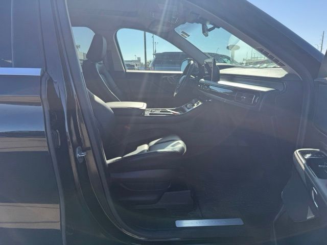 2023 Infinite Black Metallic Clearcoat Lincoln Aviator Standard AWD SUV
