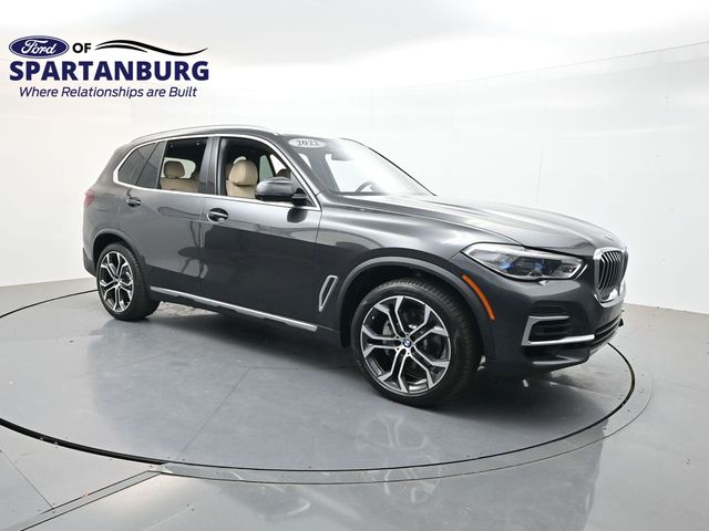 2022 BMW X5 xDrive40i AWD