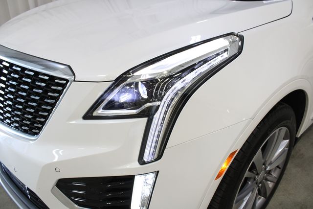 Used 2024 White Cadillac Premium Luxury image 35