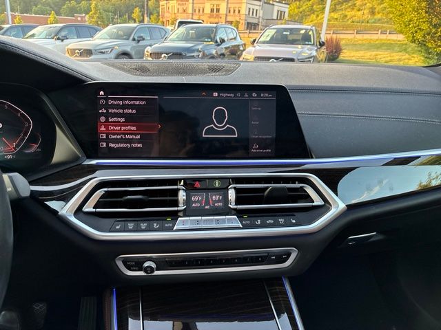 Used 2020 White BMW xDrive40i image 20