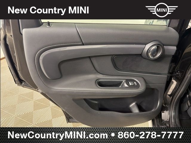 Used 2019 Black MINI Signature image 15