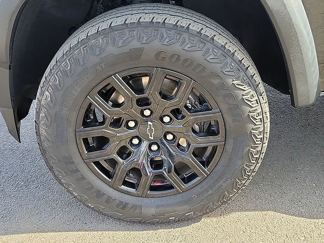 Used Car 2023 Chevrolet Colorado  Trail Boss For Sale Under $35,000 In Plainview, Texas