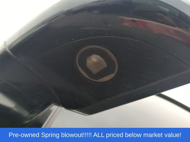 Used 2018 Black GMC Denali image 12