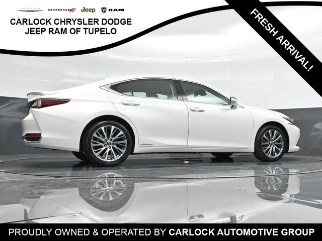 2020 Lexus ES 300h 36