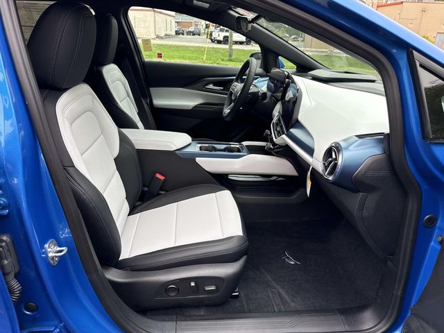 2026 Chevrolet Equinox EV - Image 25