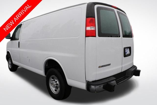 2022 Chevrolet Express 2500 Work Van 8