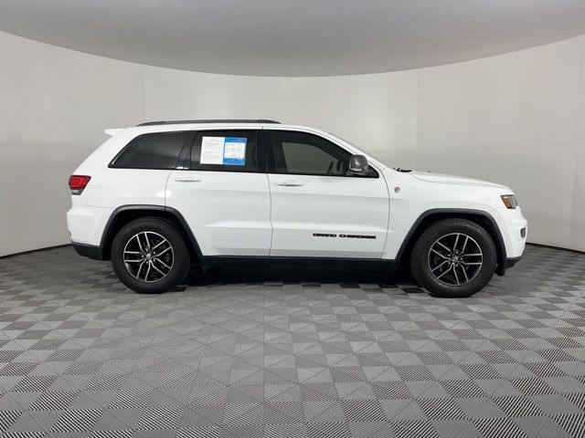 2018 Jeep Grand Cherokee Trailhawk 11