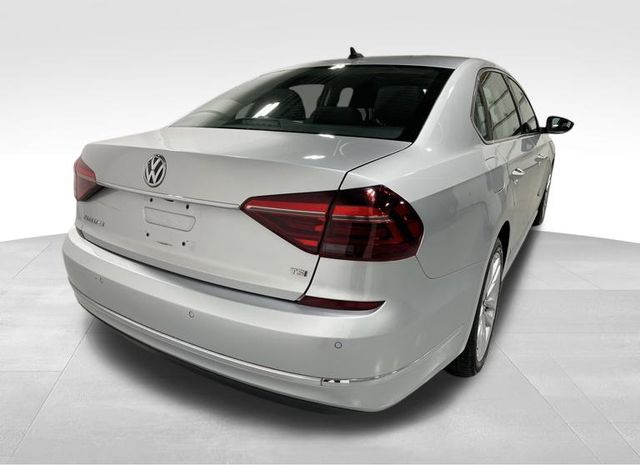2017 Volkswagen Passat 1.8T SE photo