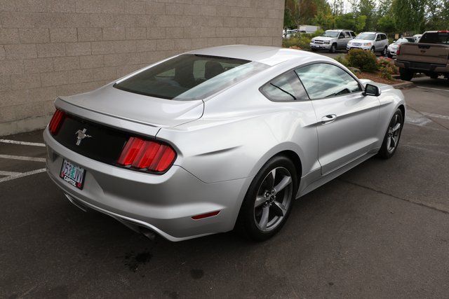 2015 Ford Mustang V6 8