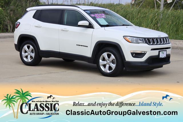 2018 Jeep Compass Latitude White at River Oaks CDJR