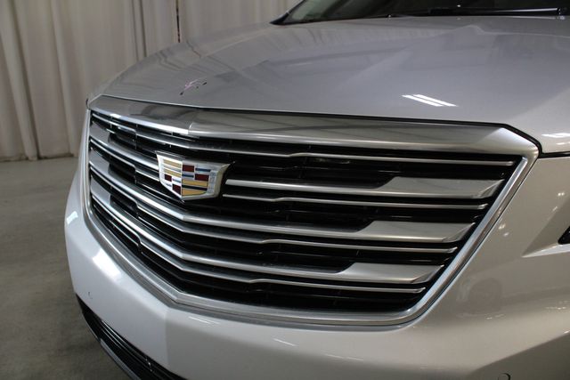 Used 2018 Silver Cadillac Luxury image 34