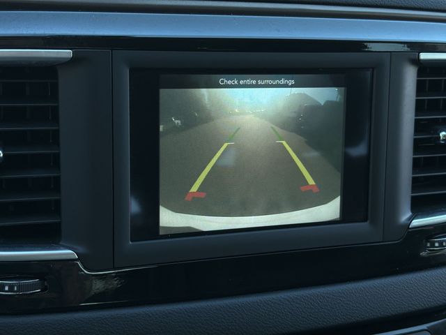 Used 2021 White Chrysler LX image 23