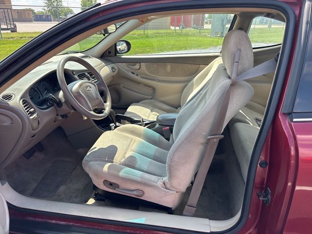 2001 Oldsmobile Alero GL photo
