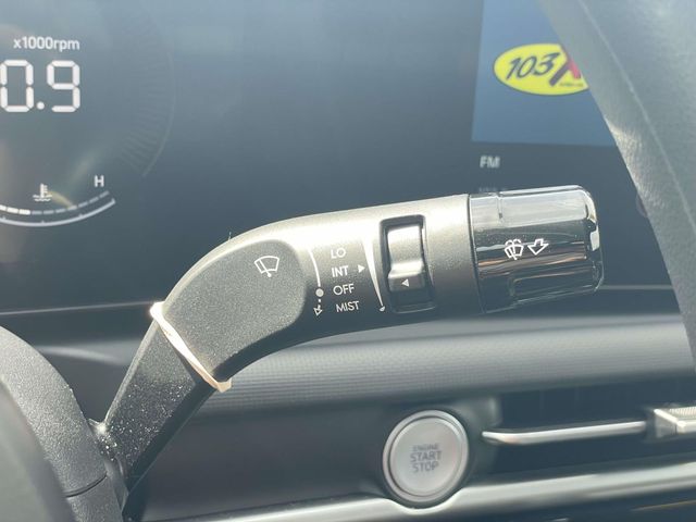 Used 2025 Blue Hyundai SEL image 23