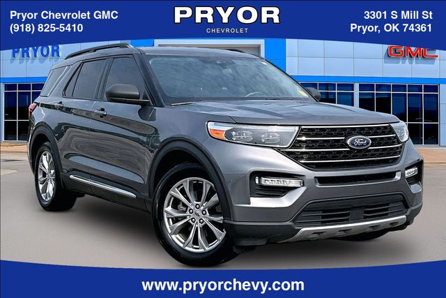  2021 Ford Explorer XLT RWD   
