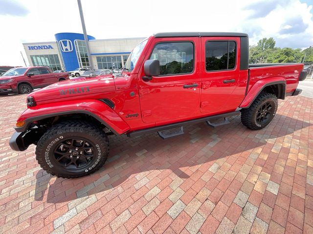 Used 2024 Jeep Gladiator Truck
