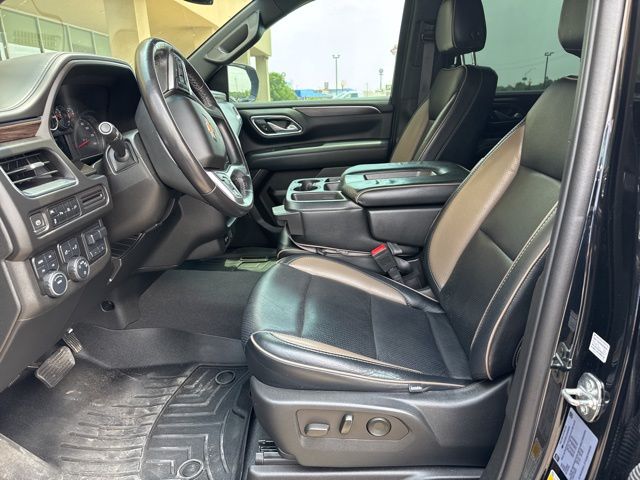 2022 Chevrolet Suburban LS photo
