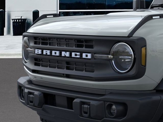 2024 Ford Bronco Black Diamond 19