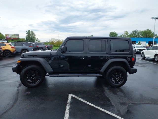 Used 2022 Black Jeep Unlimited Sport Altitude image 3
