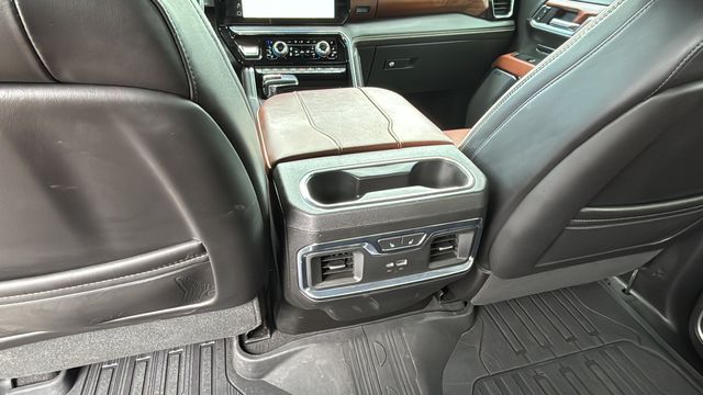 Used 2023 White GMC Denali Ultimate image 19