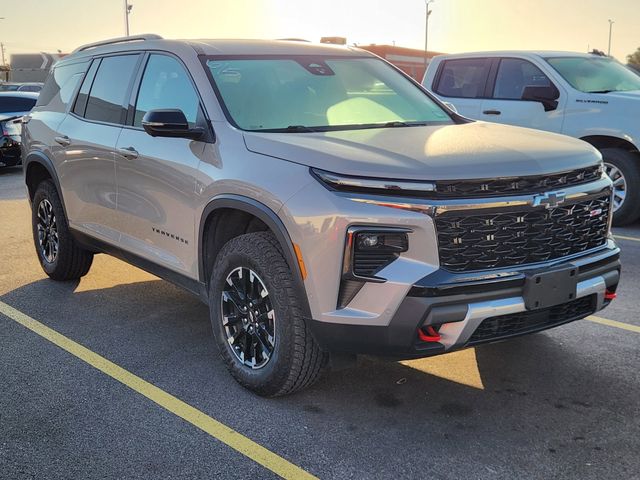 Sandstone Gray 2026 Chevrolet Traverse Z71 AWD SUV / Crossover Four-Wheel Drive 8-Speed Automatic