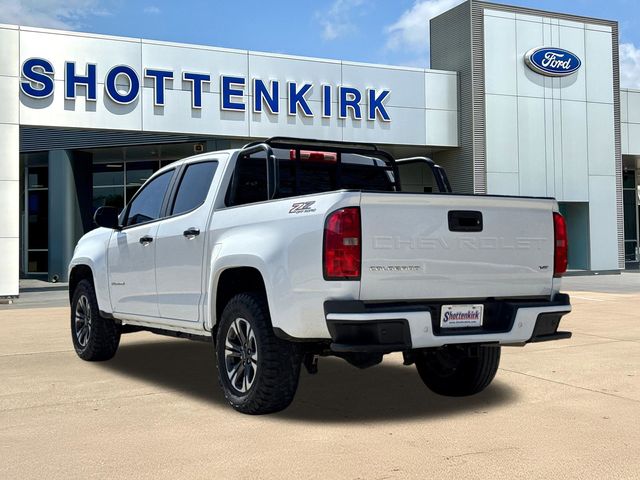 Used 2022 White Chevrolet Z71 image 6